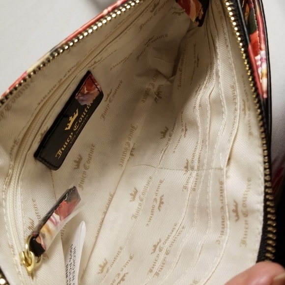 Juicy Couture Wristlet - Picture 4 of 5